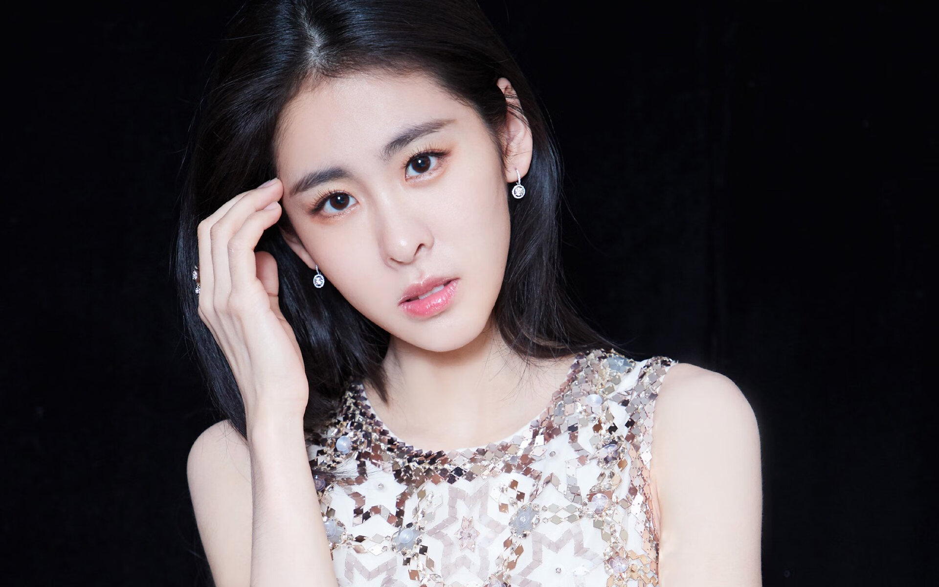 九游体育网址-德甲裁判语义偏差识别模型在冲突场景中的实际应用，语义偏误类型